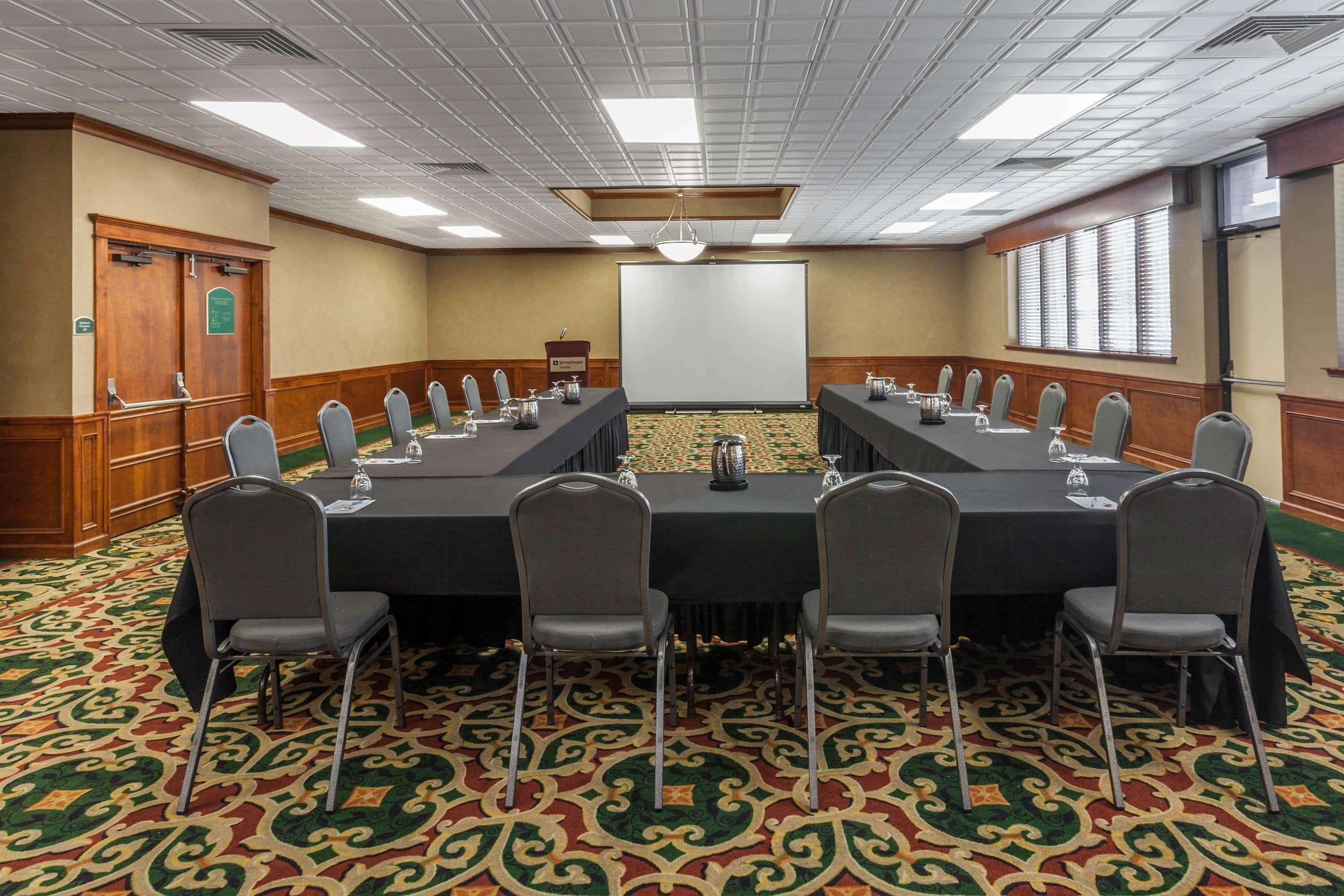 Wyndham Visalia Hotel Kültér fotó