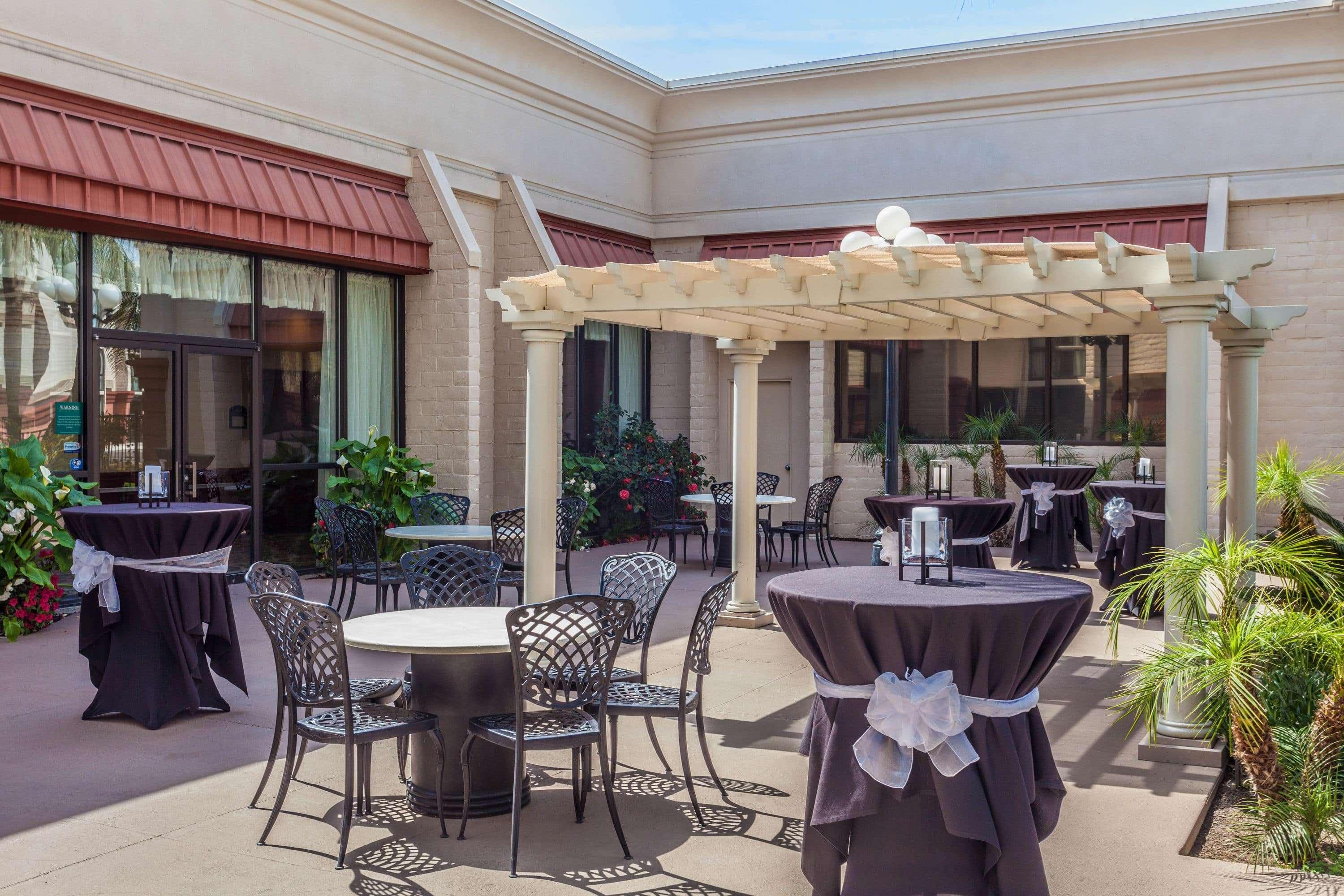 Wyndham Visalia Hotel Kültér fotó