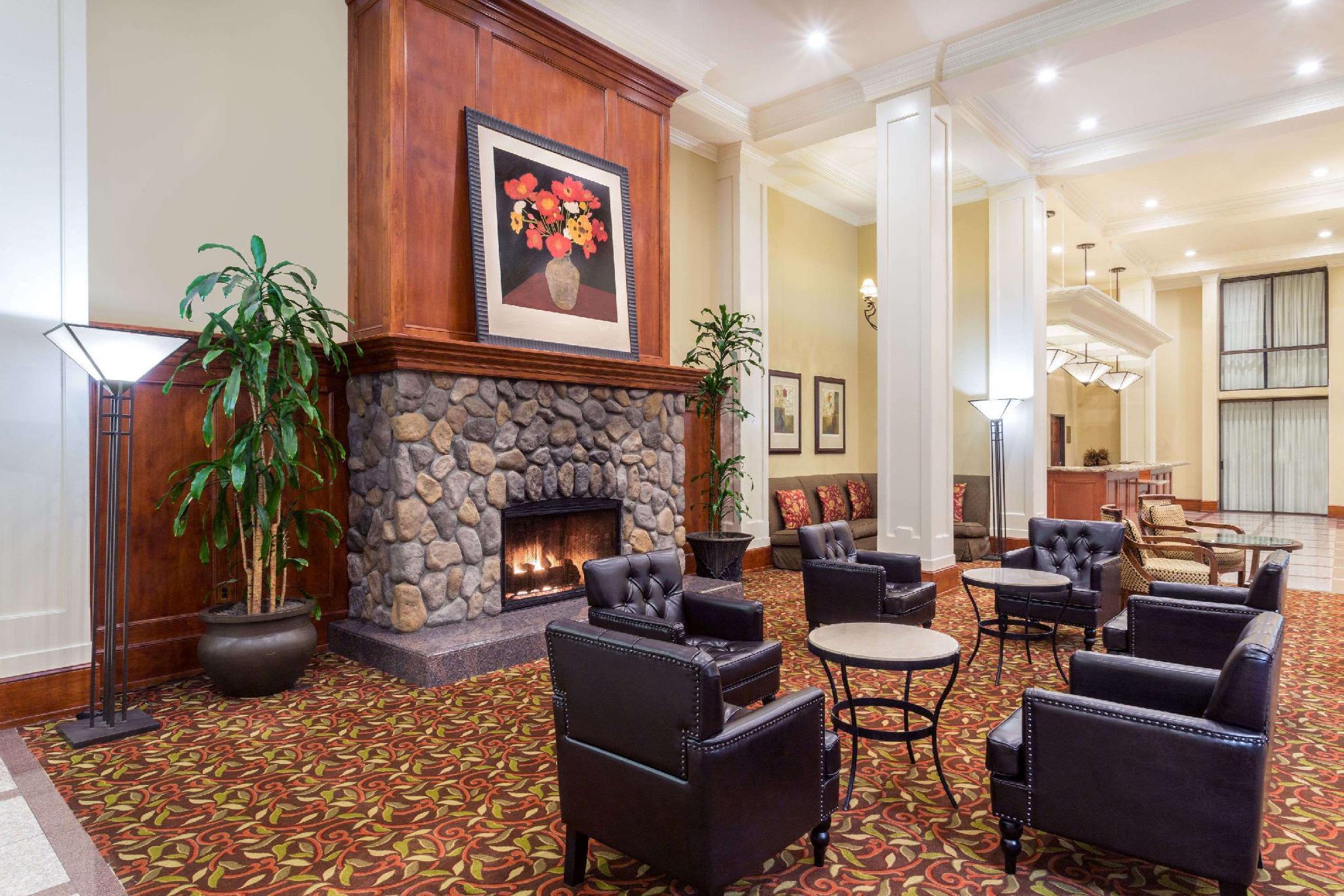 Wyndham Visalia Hotel Kültér fotó
