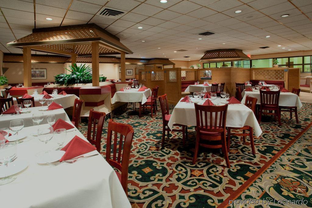 Wyndham Visalia Hotel Étterem fotó