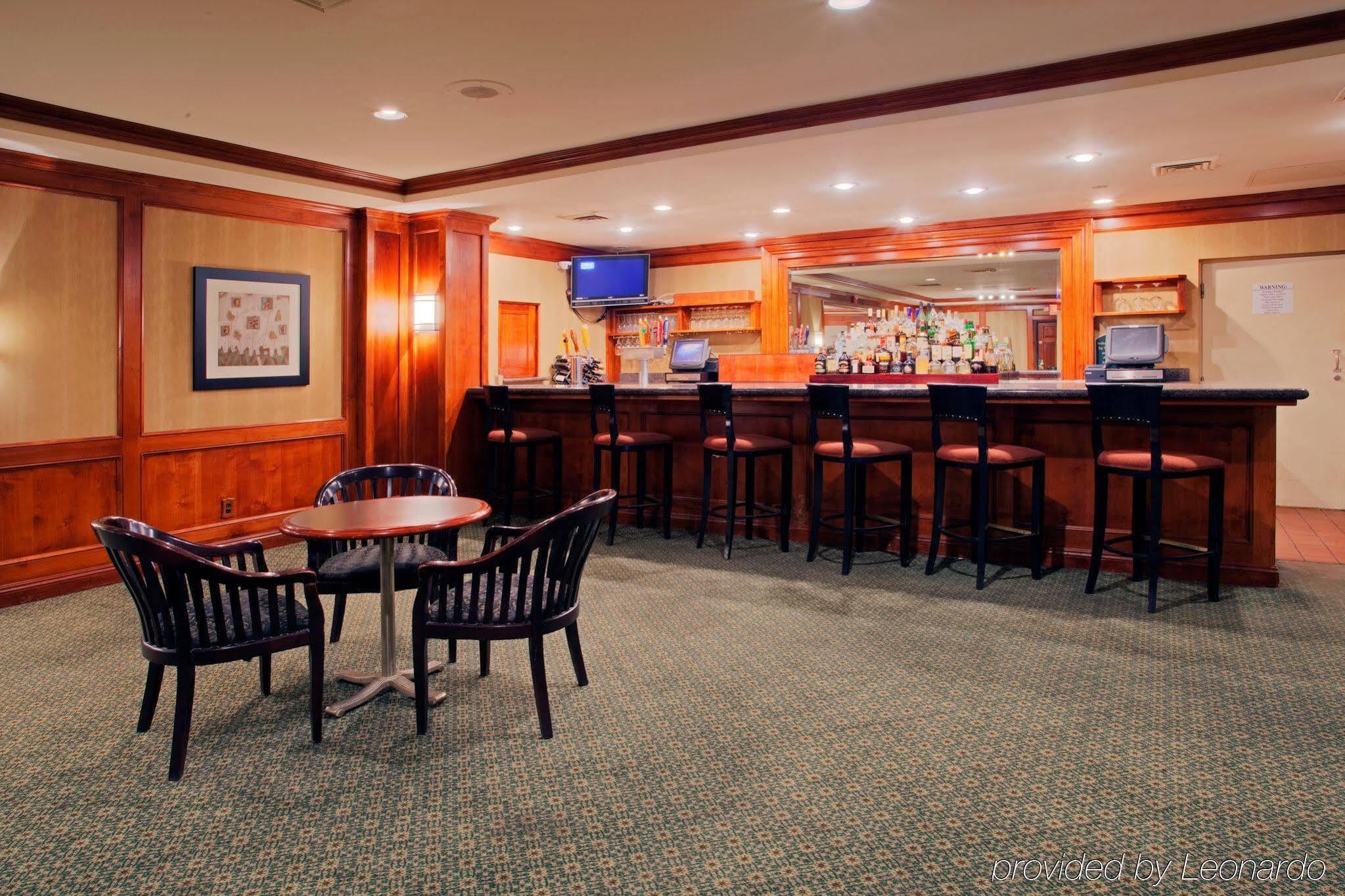 Wyndham Visalia Hotel Kültér fotó